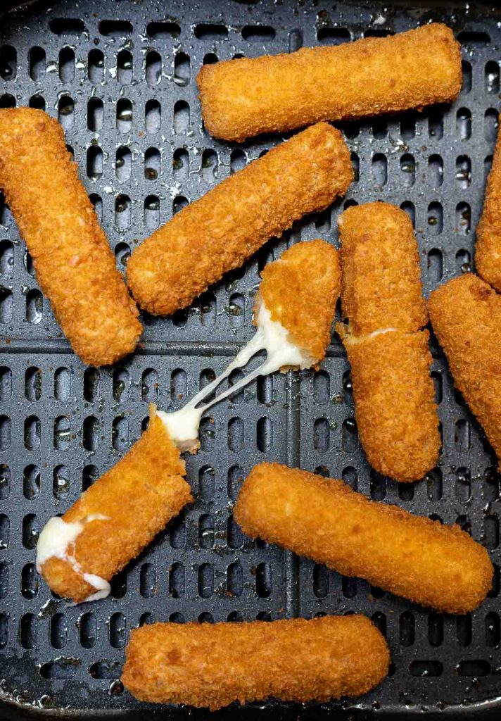 air fry mozzarella sticks frozen